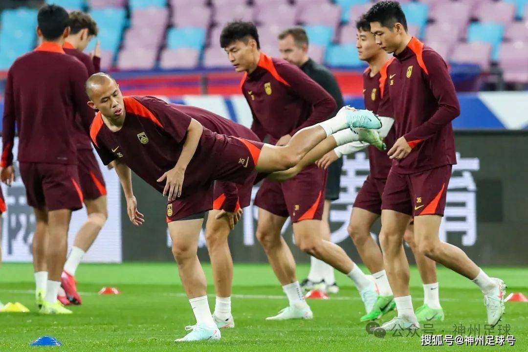 开云体育官网-包含国足备战国际足球盛宴，冲刺高峰，斗志昂扬的词条